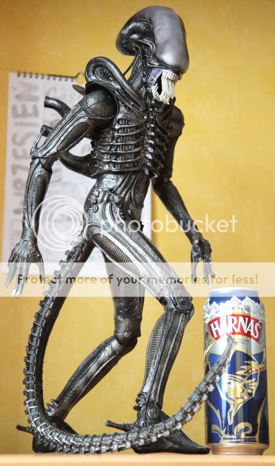 Alien24.jpg