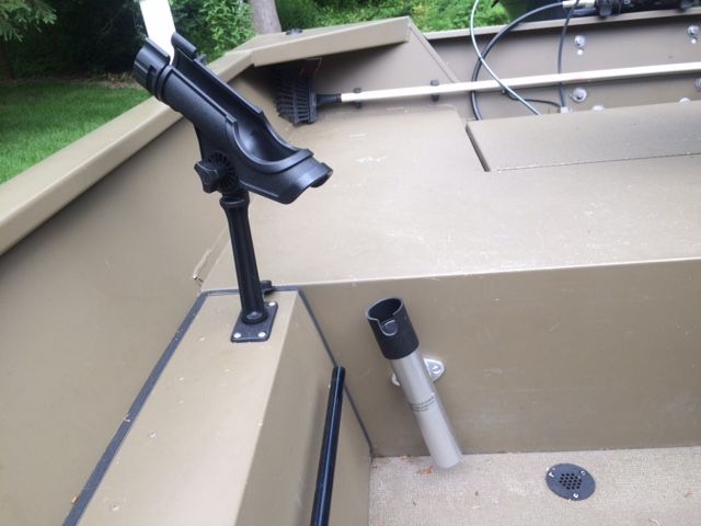 need ideas for on-board rod storage in my 2002 Lund
