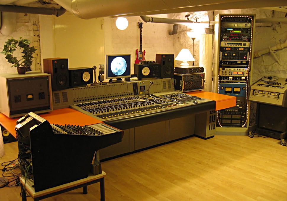 studio2.jpg