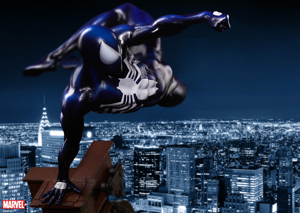 Symbiote-Spider-Man-Premium-Format-Figure-Statue-e1438826354385.jpg