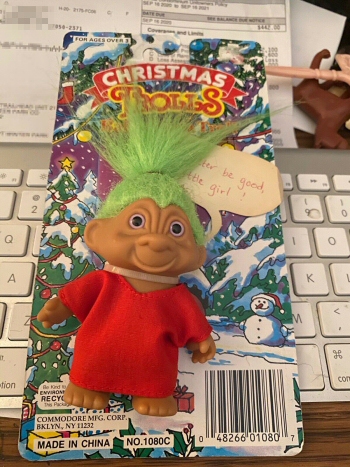 Christmas-Troll.jpg