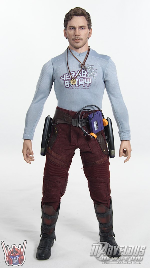 GOTG-Vol-2-Star-Lord-Hot-Toys09__scaled_600.jpg