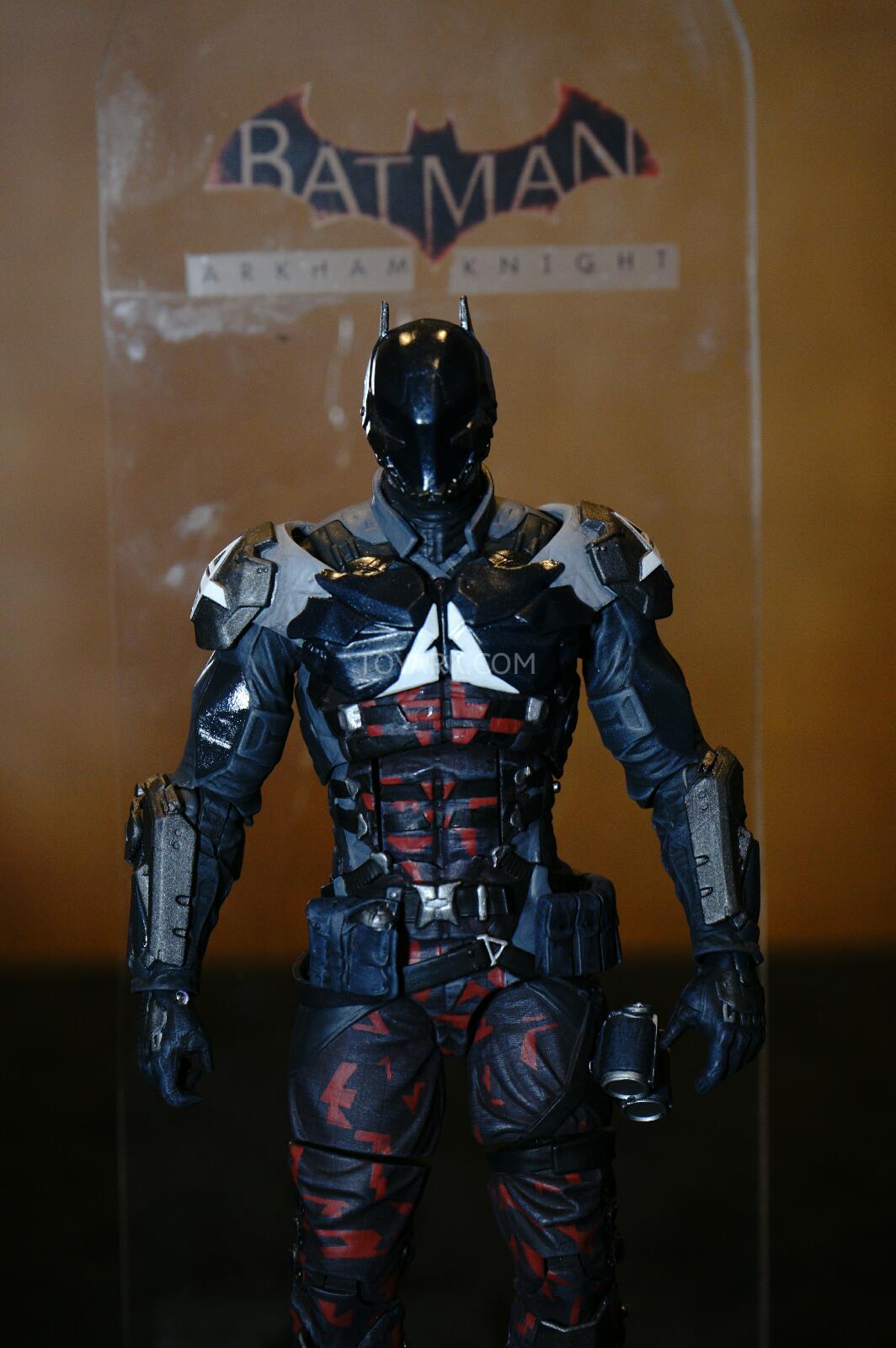 SDCC-2014-DC-Collectibles-Arkham-Knight-007.jpg