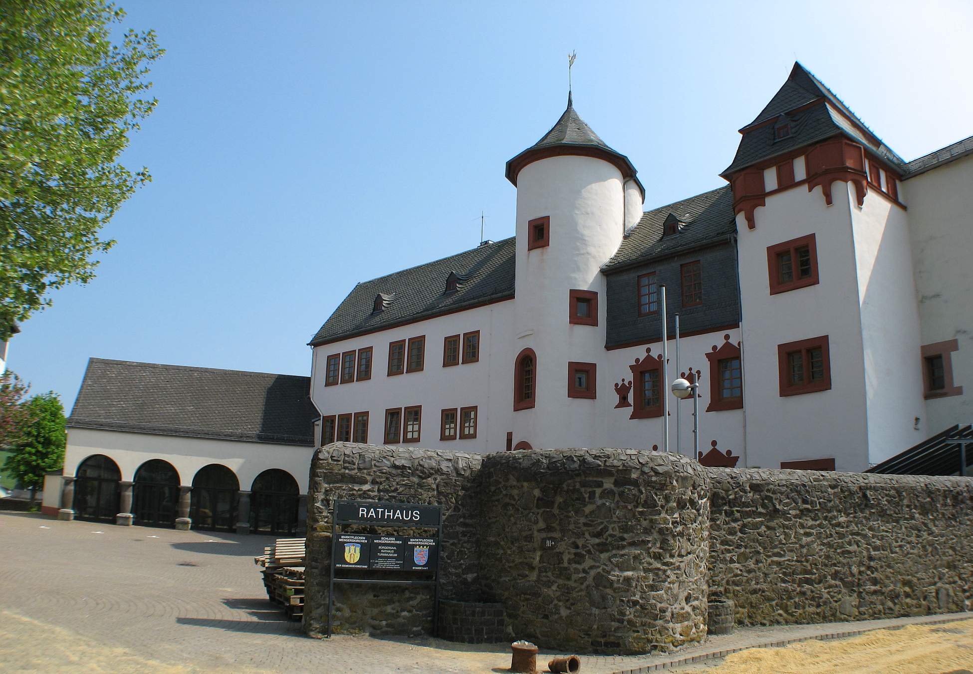 Mengerskirchen_Schloss.jpg