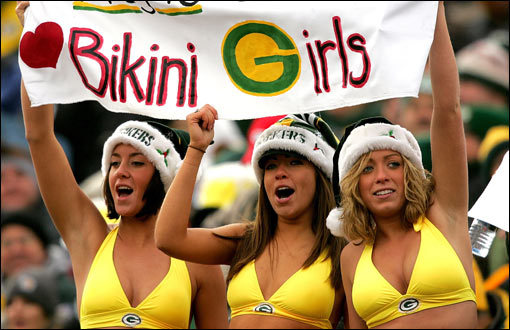 green-bay-packers-bikini-girls-fans-nfl.jpg
