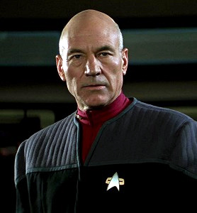 Patrick_Steward_as_Jean-Luc_Picard_in_1996%27s_Star_Trek_First_Contact.jpg