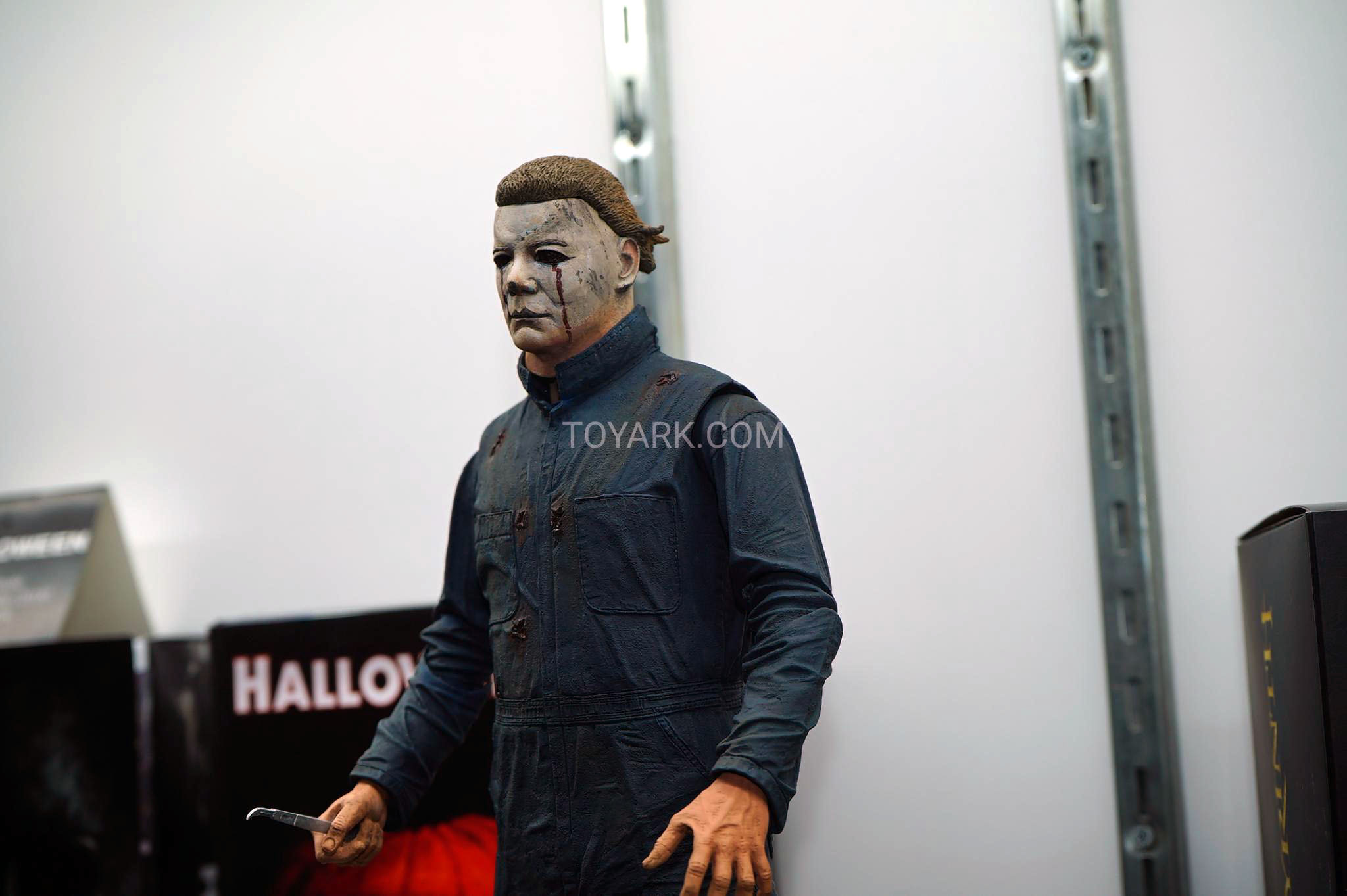 Toy-Fair-2019-NECA-Horror-059.jpg