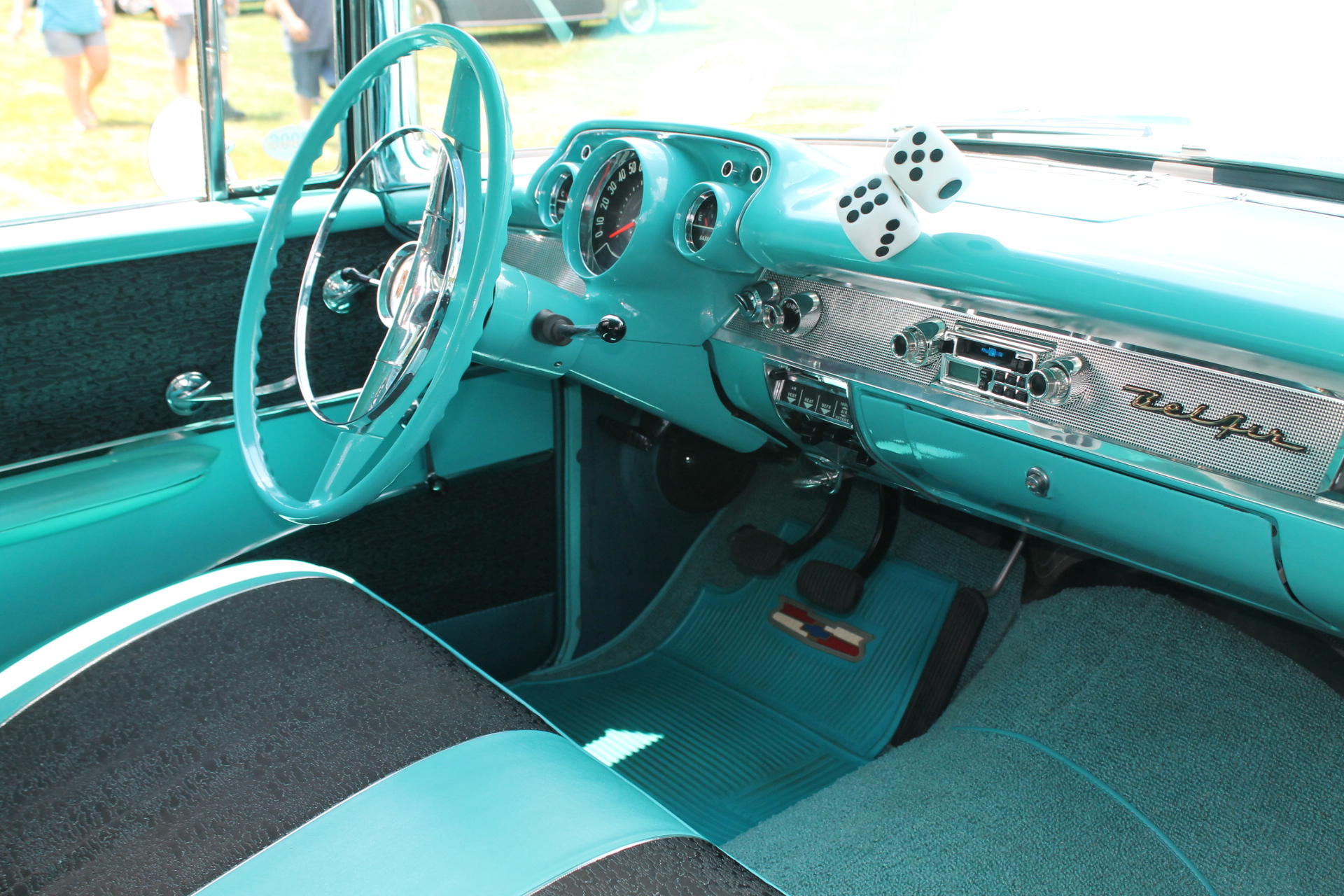 chevrolet-nomad-wagon-1957-2.jpg