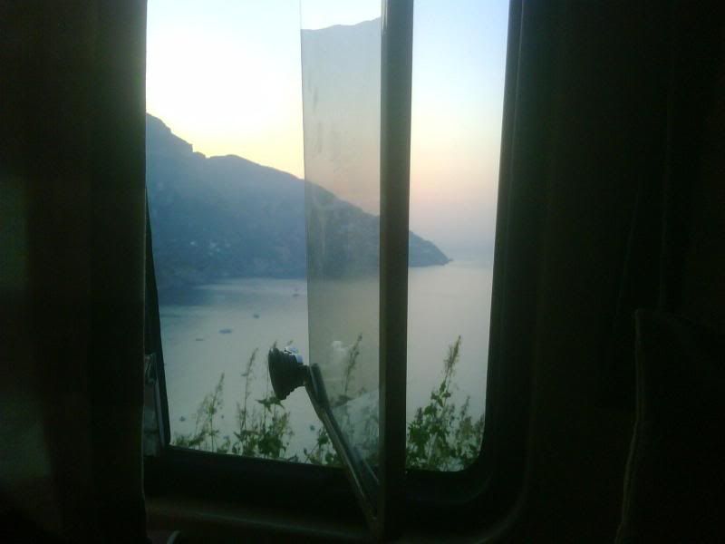 positanowindow.jpg