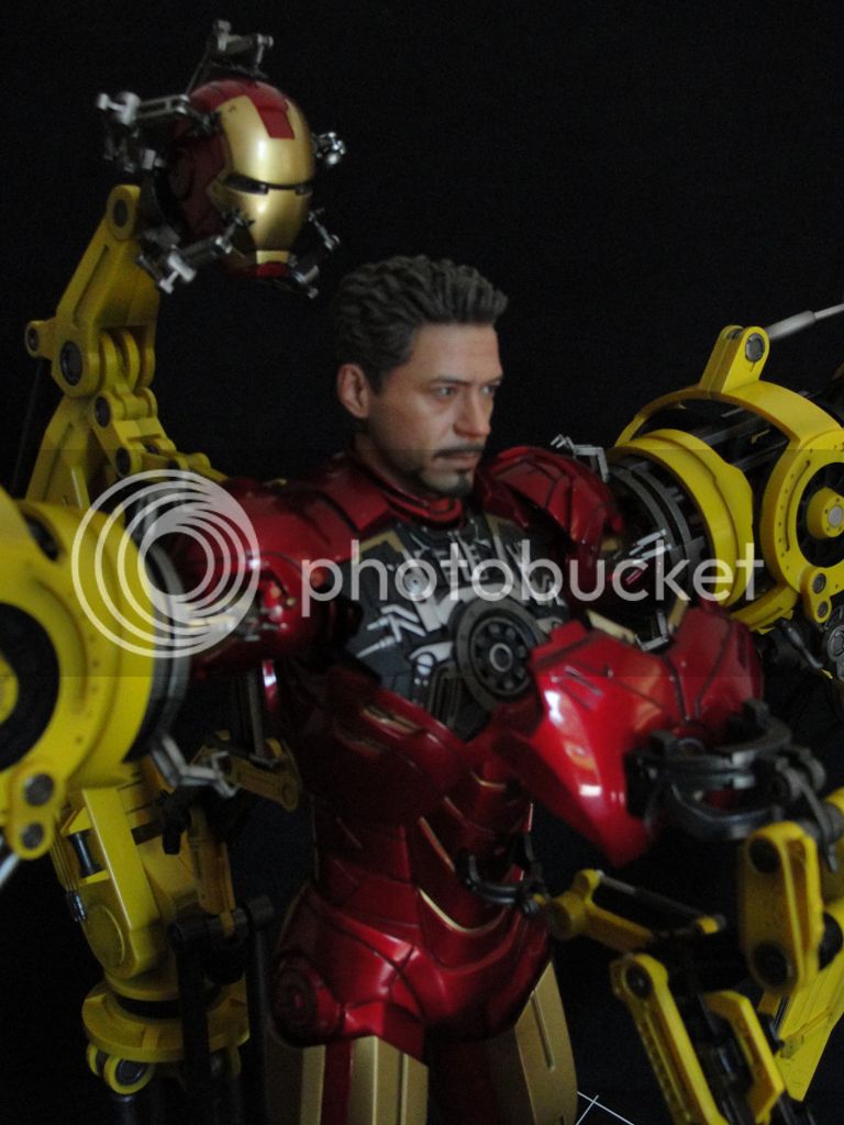 IronMan2-SuitUpGantry12.jpg