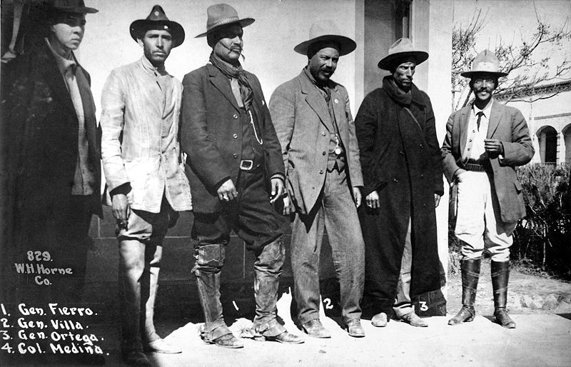 800px-Fierro_Pancho_Villa_Ortega_Medina.jpg