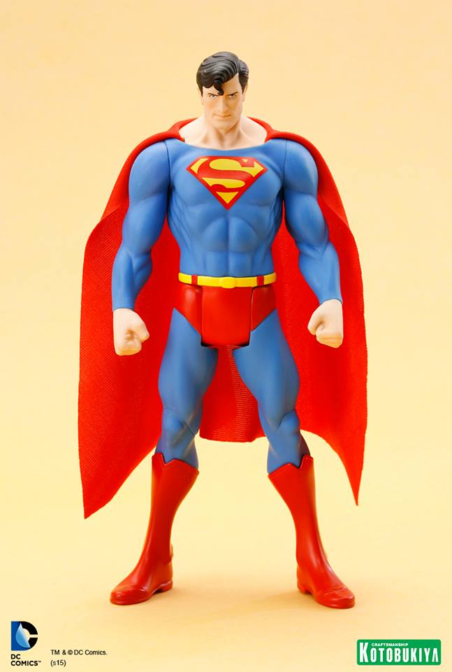 DC-Super-Powers-Superman-ARTFX-Statue-001.jpg