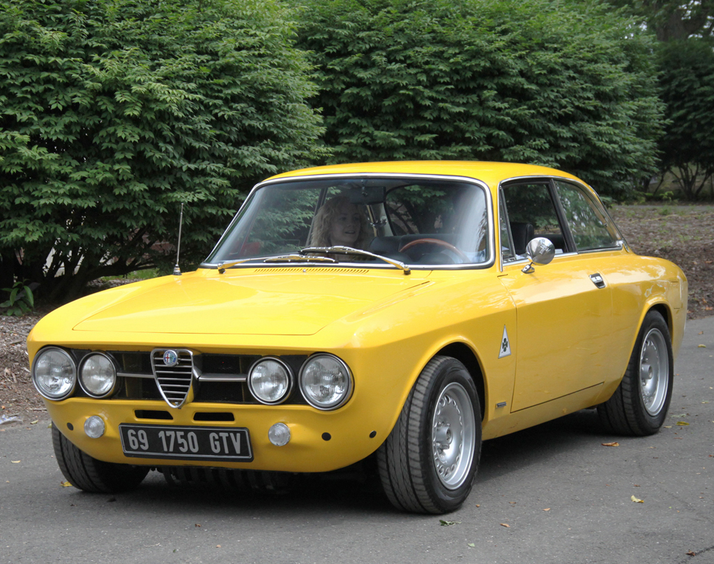 alfa-romeo-1750-1970-4.jpg