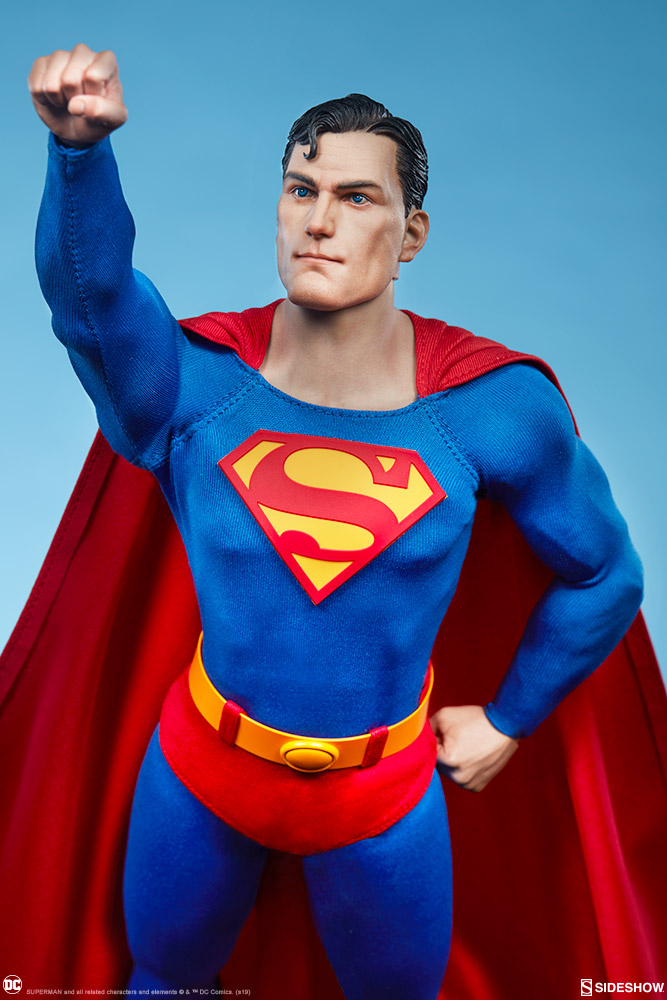 Superman-Sixth-Scale-Figure-015.jpg