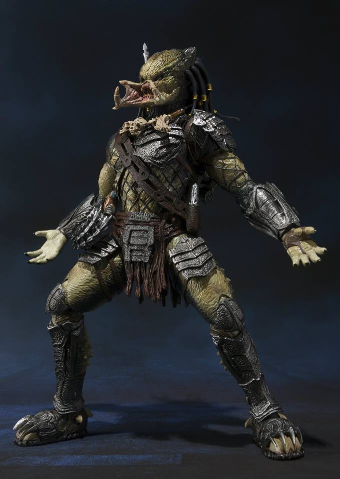 S.H.-MonsterArts-AVP-Predator-Wolf-Hi-Res-10.jpg