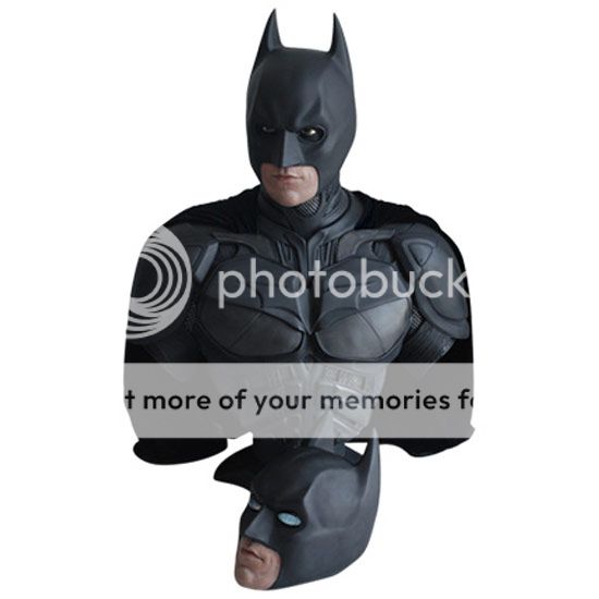 Dark-Knight-Batman-HCG-Exclusive-Bust_zpsf11f93e0.jpg