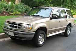 250px-95-98_Ford_Explorer.jpg