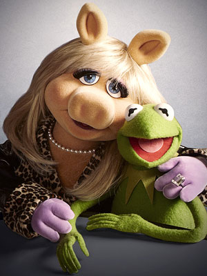 Miss-Piggy-Kermit-miss-piggy-and-kermit-26995153-300-400.jpg