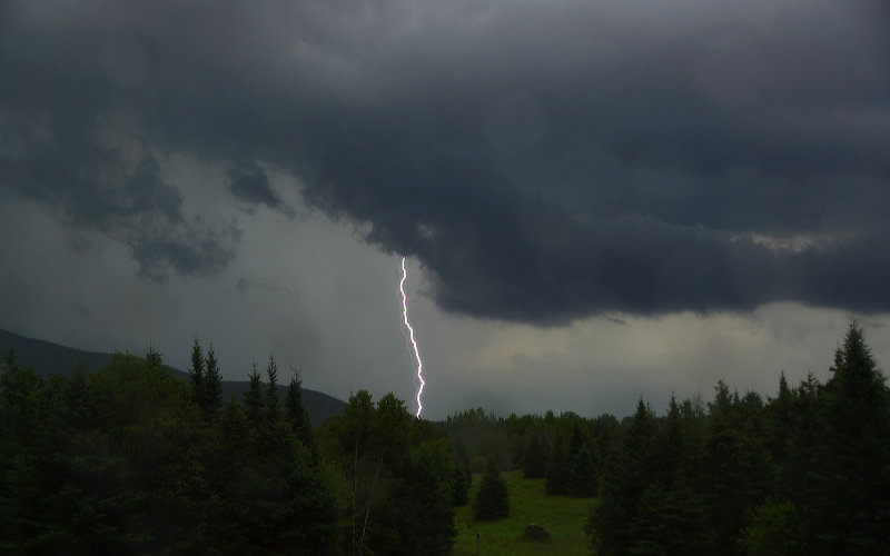cloud-to-ground-lightning.jpg