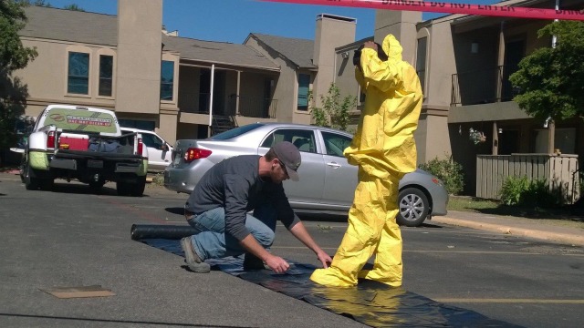 141004-ebola-dallas-mn-1558_efc326650c3ffca5d23fecfd2261865b.nbcnews-ux-640-360.jpg