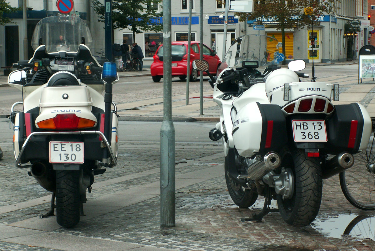 BMWR850+YamahaFJR1300.jpg