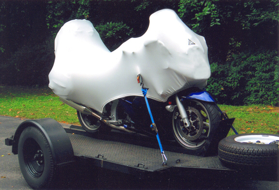 YamahaFJR1300_B_LG1.jpg