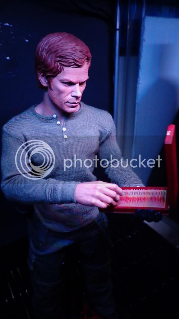 Dexter16BloodSlideBoxComplete090_zps483b8320.jpg