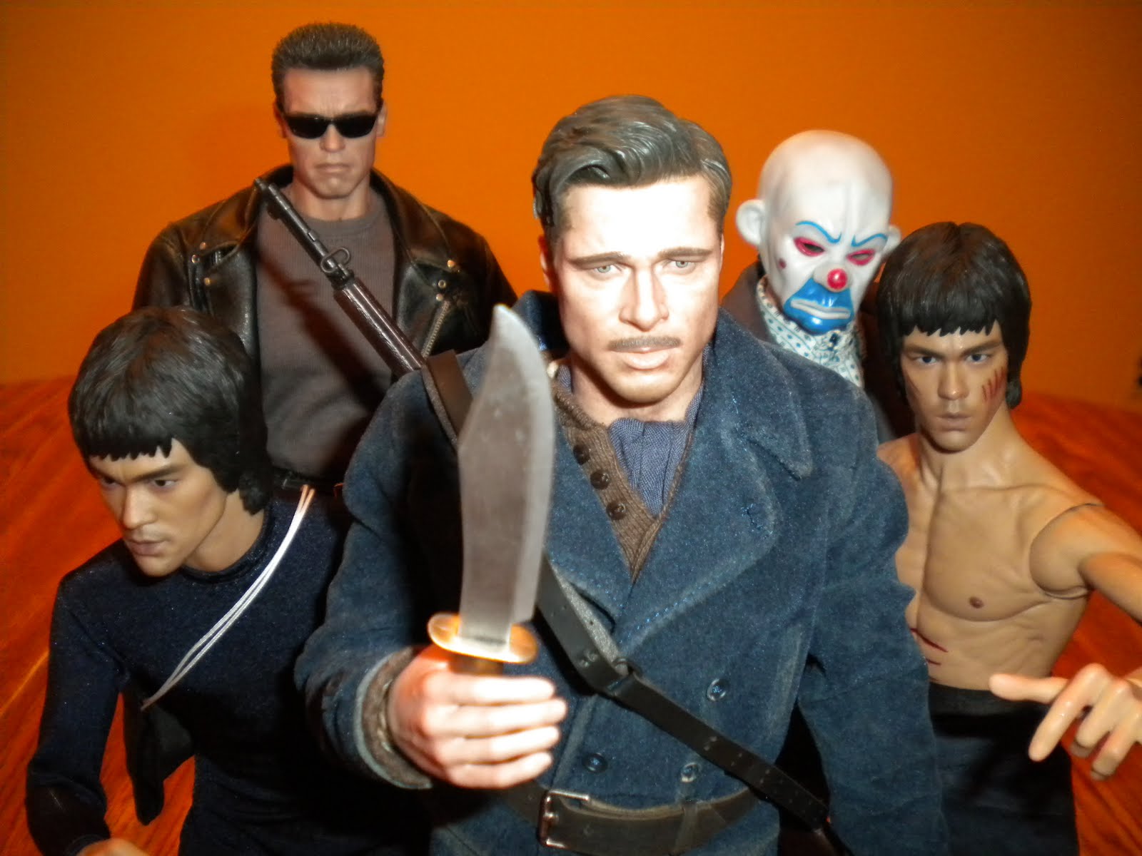 Hot+Toys+Aldo+Raine+053.JPG