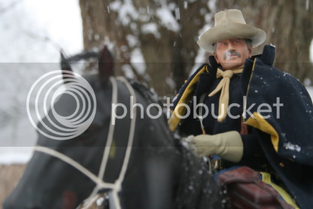 JohnWayneOutsideinSnow007.jpg