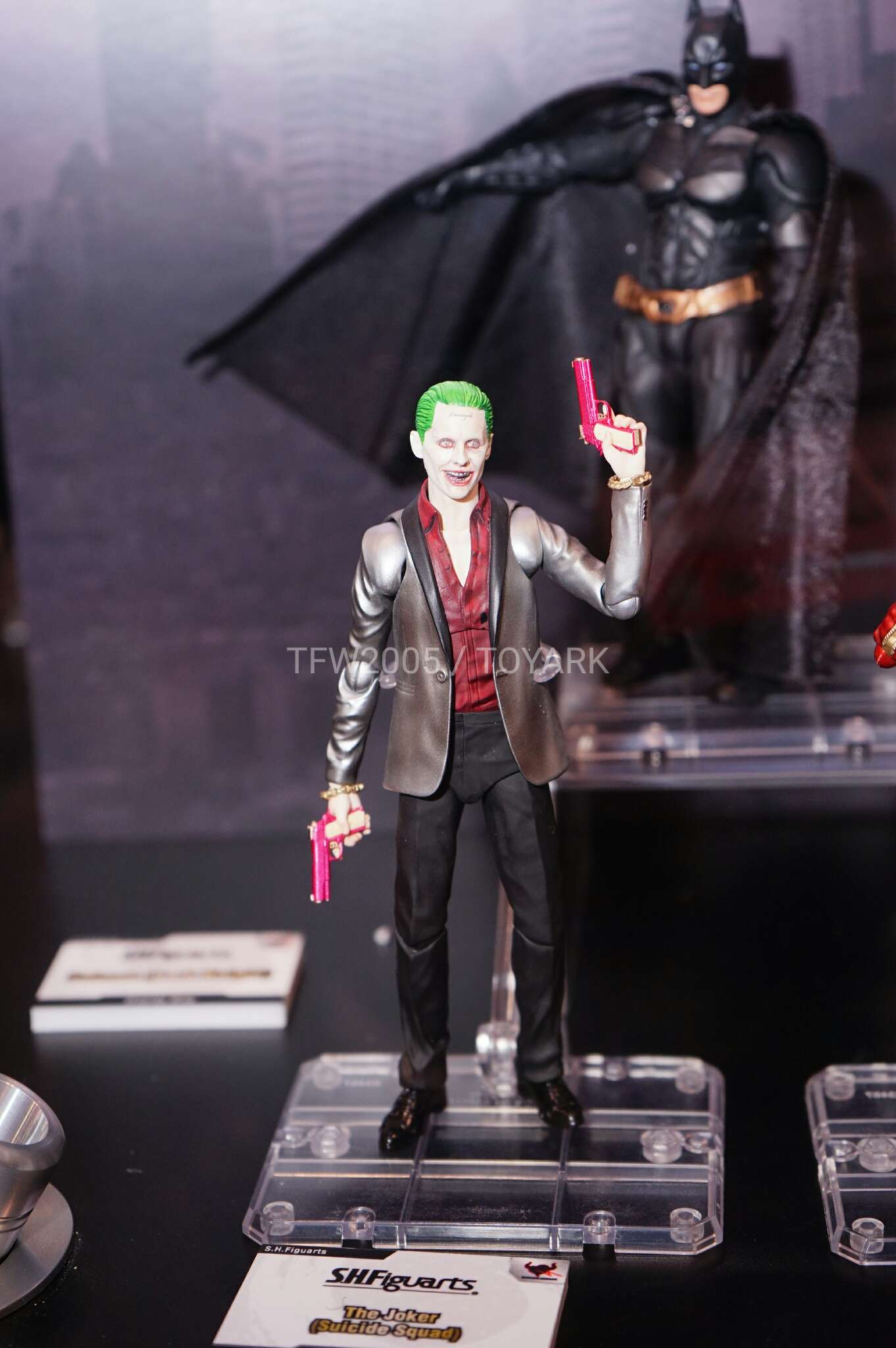 NYCC2016-Tamashii-Nations-DC-003.jpg