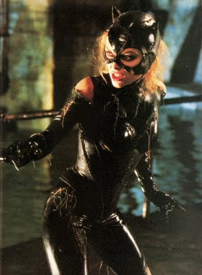 Batman_Returns_Souvenir_Magazine_(57)_Michelle_Pfeiffer_Catwoman.jpg