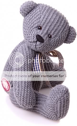 largeCharlie-Bears-Knitty.jpg