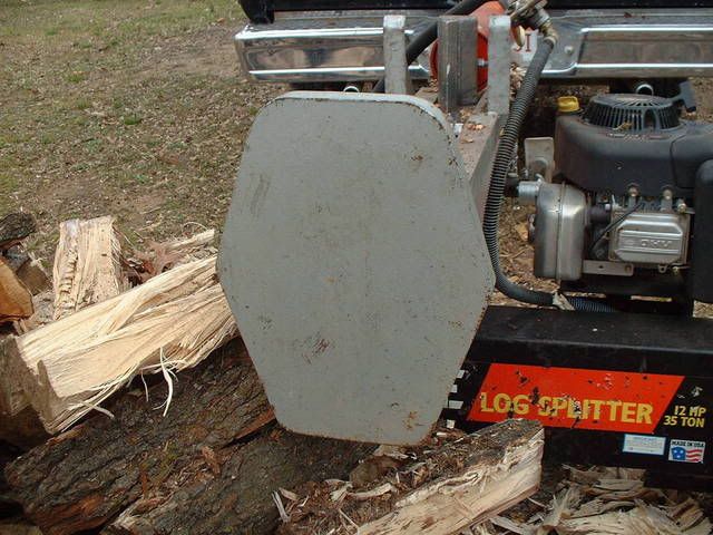 chainsaws025.jpg