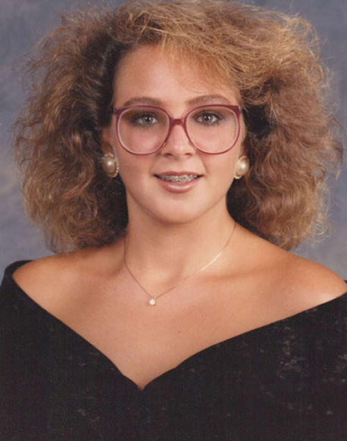 Bad-Family-Photos-80s-Hair.jpg