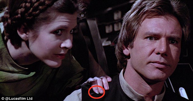 Carrie-Fisher-coke-nail.jpg