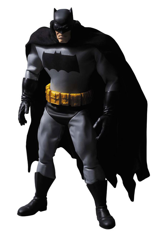 RAH-Dark-Knight-Returns-Batman-2.jpg