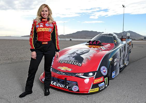 courtney-force-gettyimages-871302802.jpg.cf.jpg