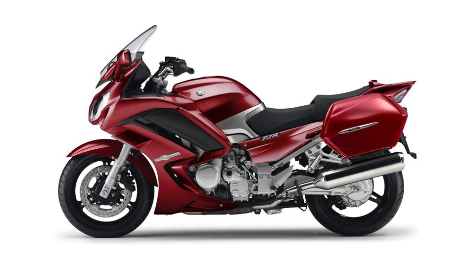 2014-Yamaha-FJR1300A-EU-Lava-Red-Studio-006.jpg