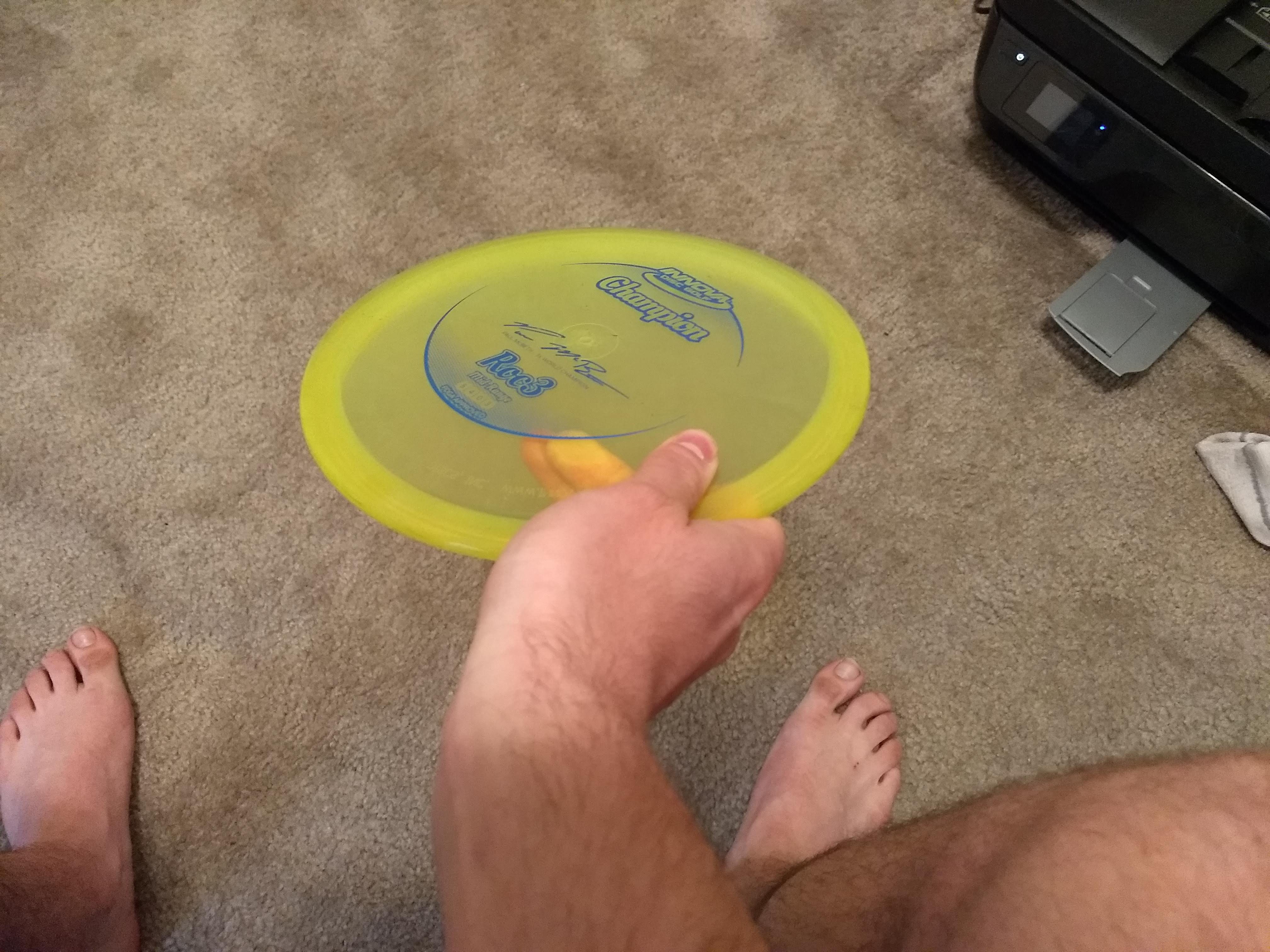 Forehand Power Grip - Disc Golf Mentor 