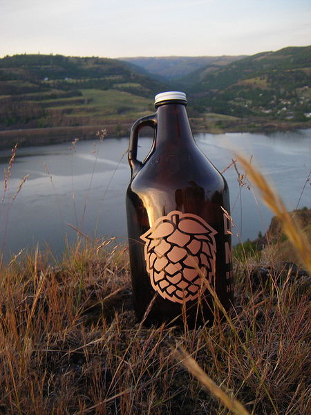 450px-Beer_growler.jpg