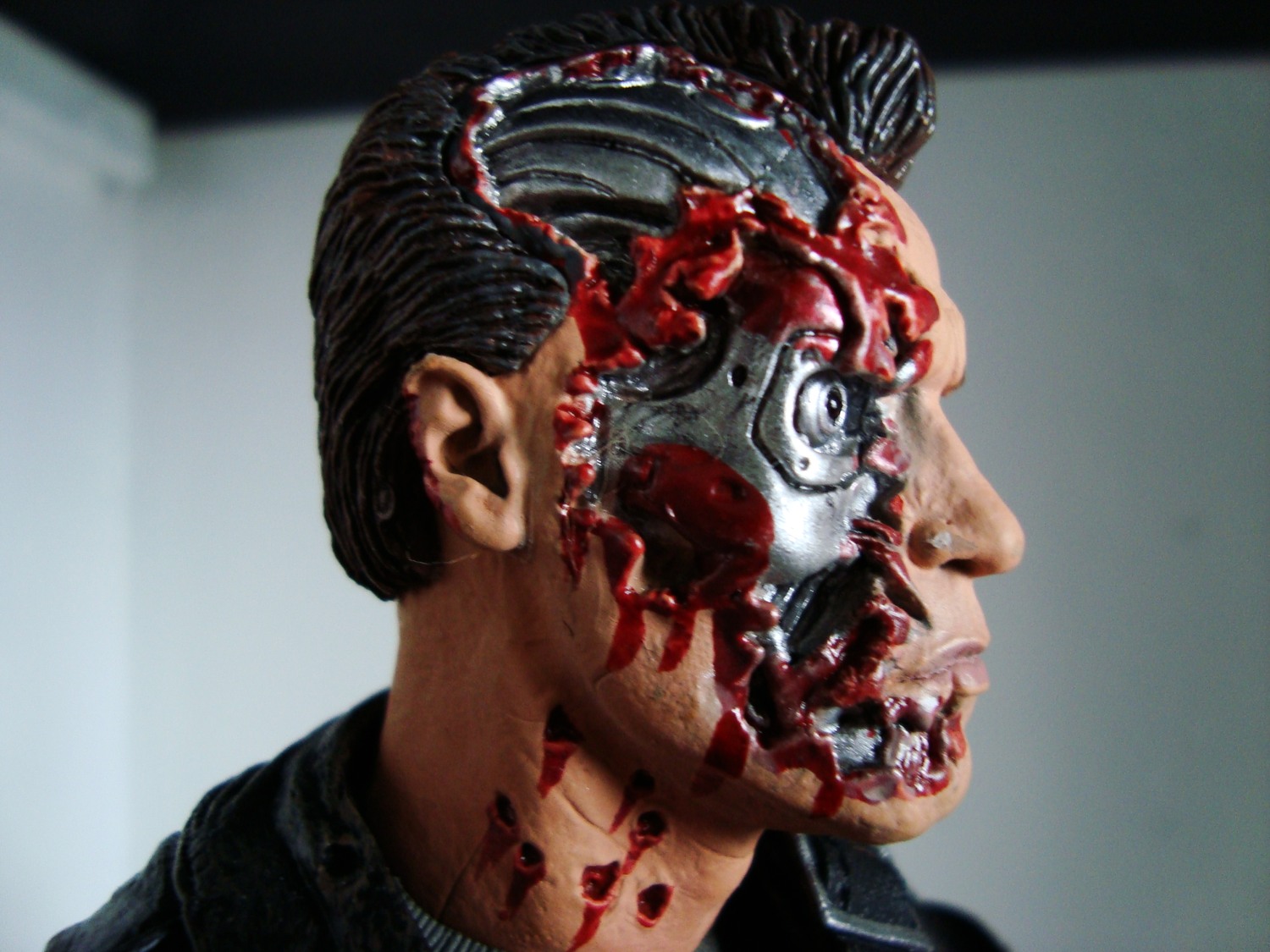 terminator_final_battle_damaged_head0017.jpg