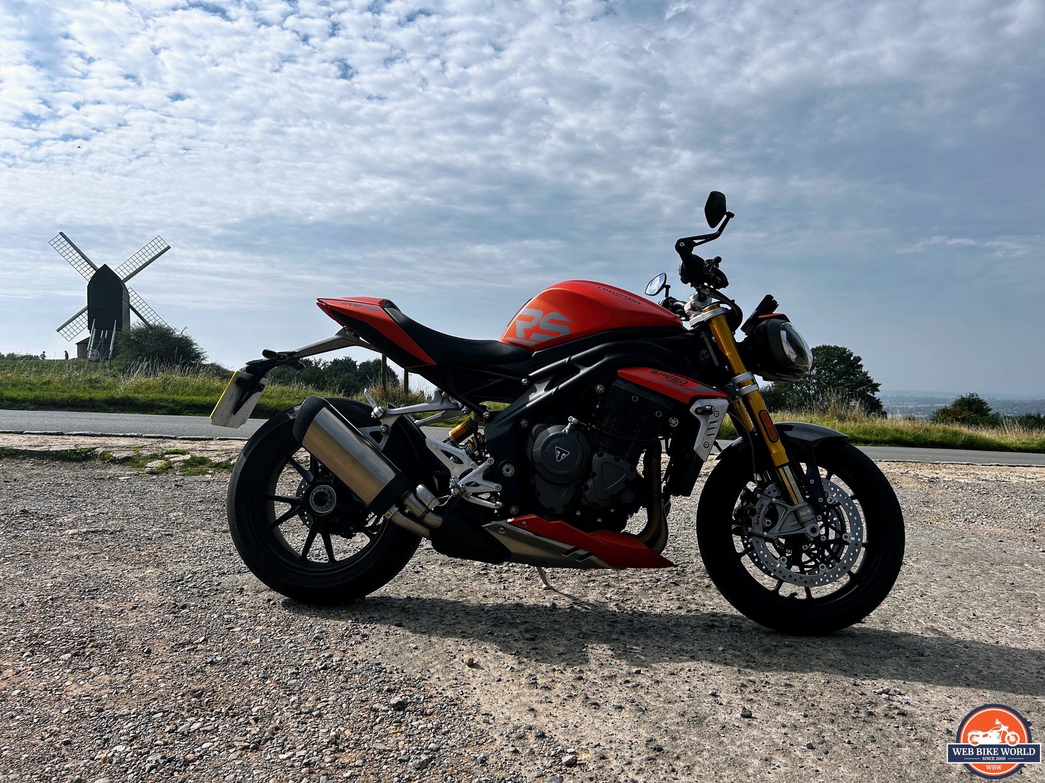 Side view of the 2023 Triumph Speed Triple 1200 RS