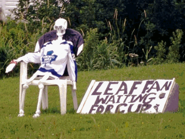 leaf-fan-waiting-for-cup.jpg