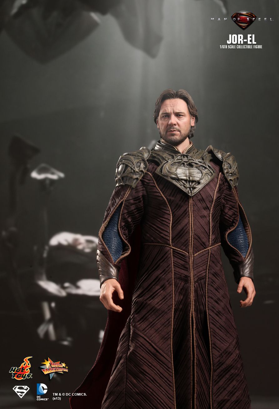 Hot-Toys_Man-of-Steel_Jor-El_12.jpg