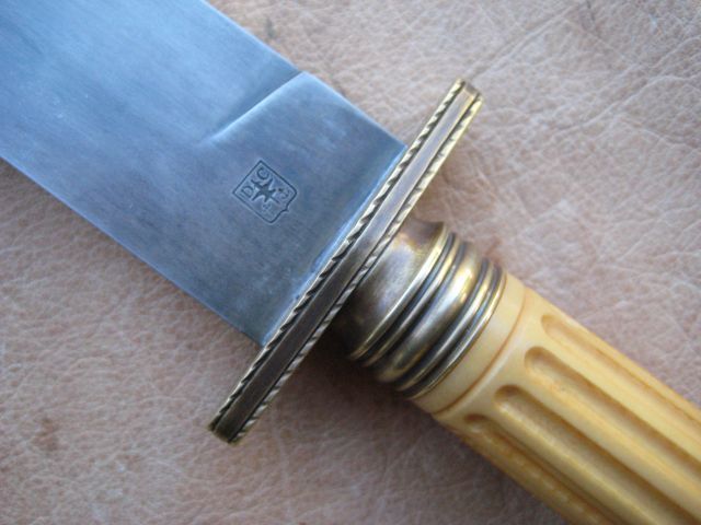 IvoryhandledKnife6.jpg