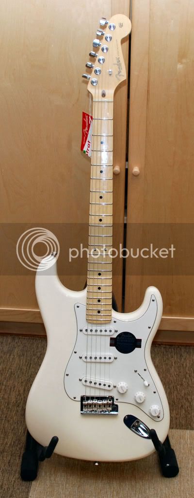 FenderStratocasterAmericanStandard.jpg