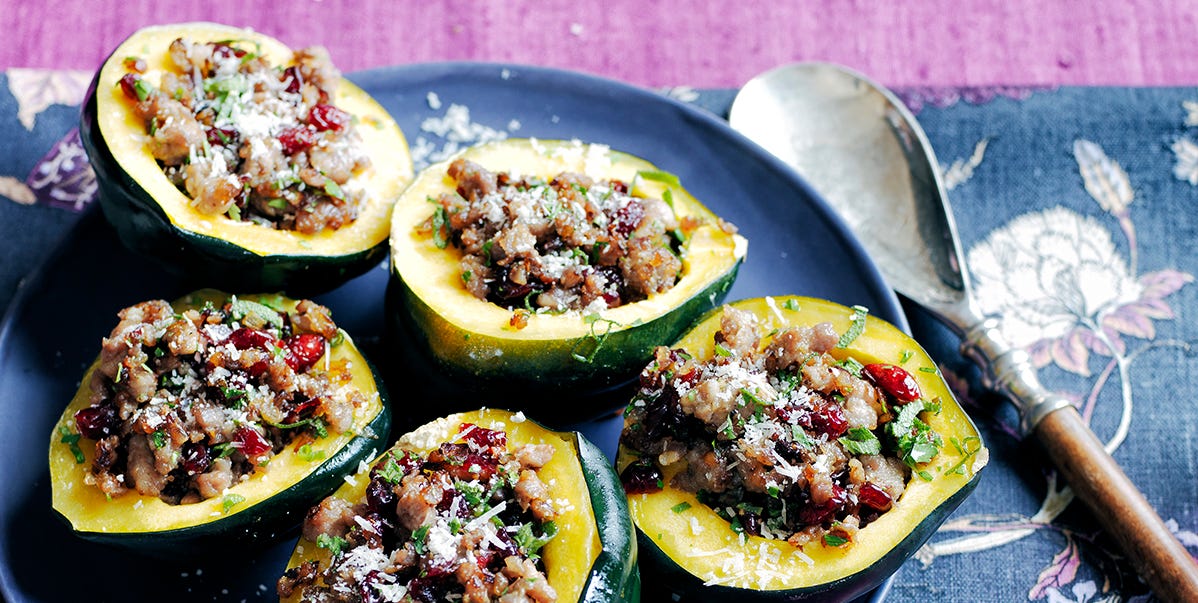 sausage-and-sage-stuffed-acorn-squash-1570738145.jpg