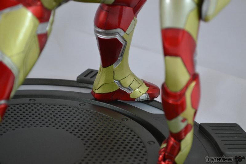 iron_man_mark_42_iron_studios_legacy_replica_toyreview-com-63.jpg