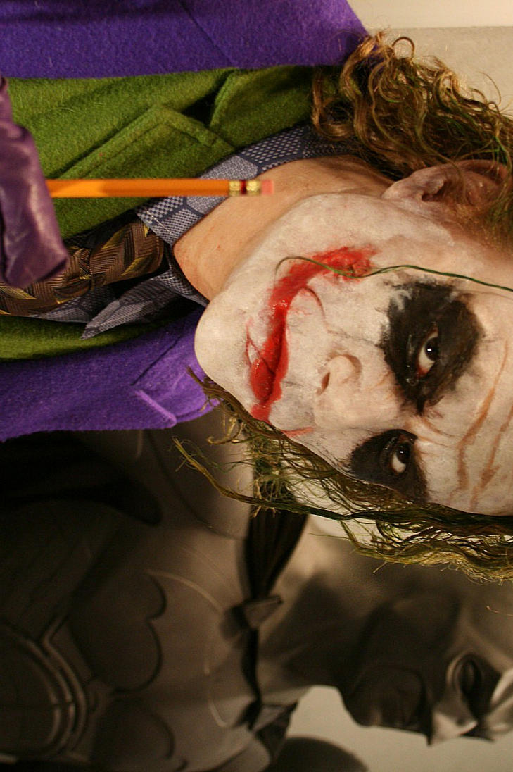 HEATH_LEDGER_JOKER_by_BobbyC1225.jpg