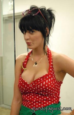 katy-perry40-copy.jpg